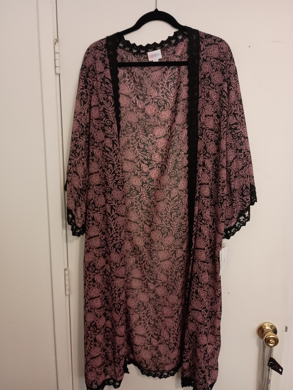 LuLaRoe Black and Dusty Rose Floral Lace-Trim Robe